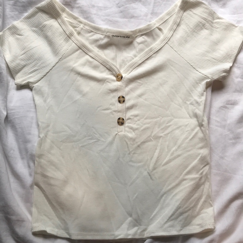 Button detailed short sleeve